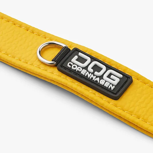 Нашийник для собак Dog Copenhagen Urban Classic Collar лимонний з веганської силіконової шкіри (XS) 4
